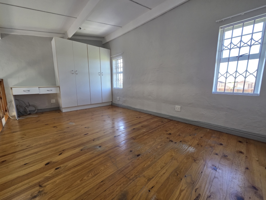 1 Bedroom Property for Sale in Humewood Eastern Cape